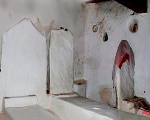 Зиярат шейха Юнуса на кладбище в Ансалте